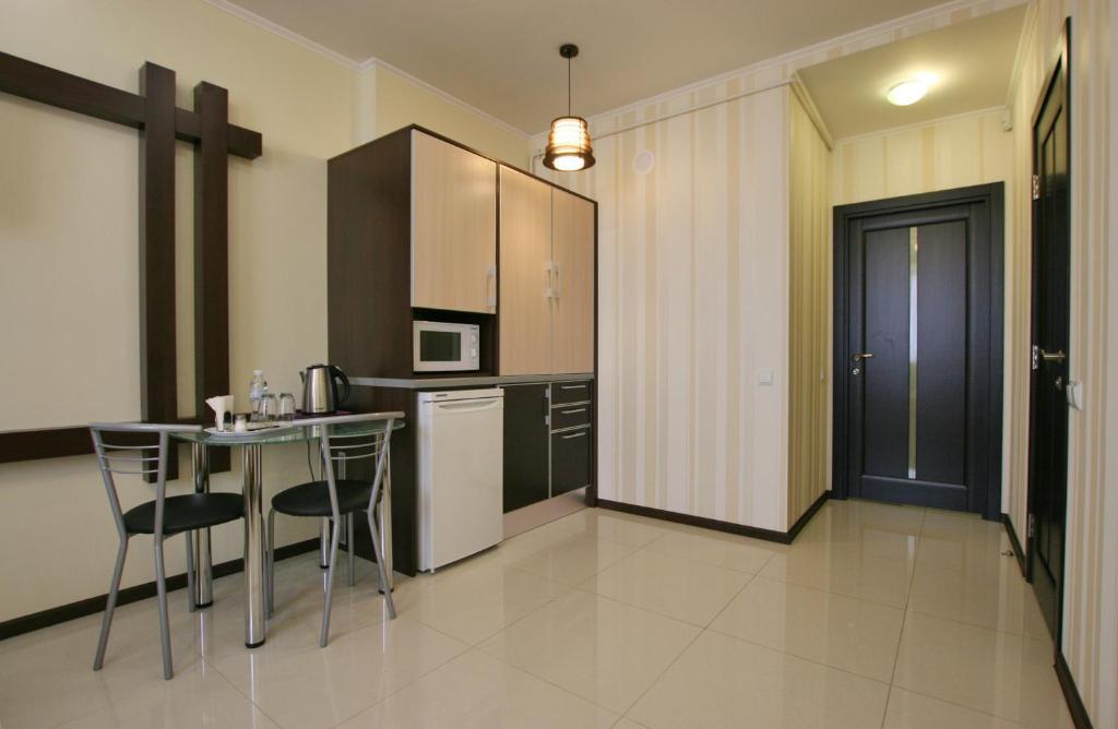 Lotos Apartments Odessa Quarto foto